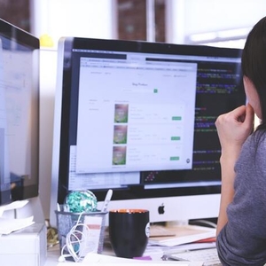 互联网公关:收入重要还是脸重要 互联网公关:收入重要还是脸重要